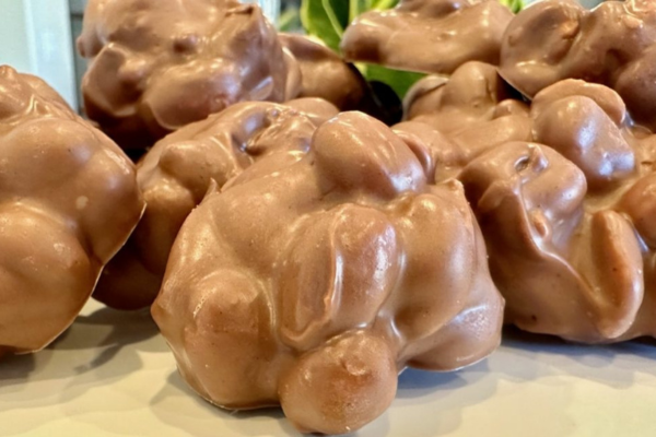 Finished Peanut Clusters